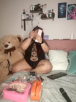 kendra lil evill online show from 10/17/25, 10:11