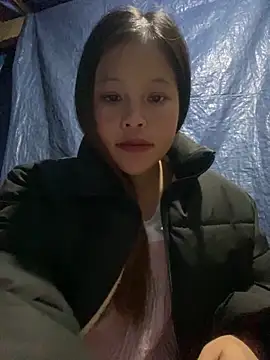 O o UwU o O online show from 12/15/25, 01:55