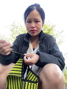 O o UwU o O online show from 11/28/25, 08:03