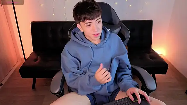 onlinenico online show from 01/06/26, 08:13