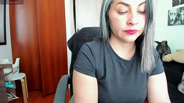 moonligth18 online show from 04/03/26, 08:59