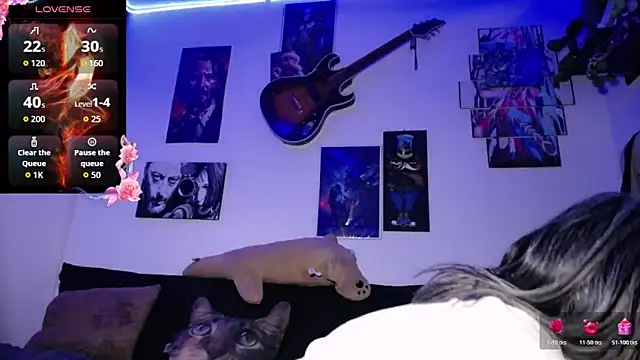 moonligth18 online show from 11/07/25, 11:30