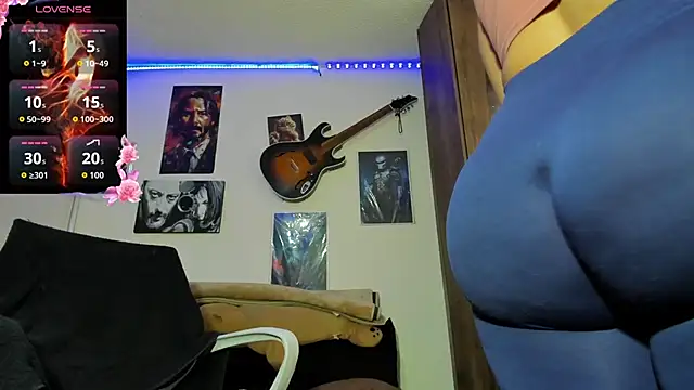 Snapshot of moonligth18 chatting on 03/02/26, 10:49 moonligth18 online show from 03/02/26, 10:49