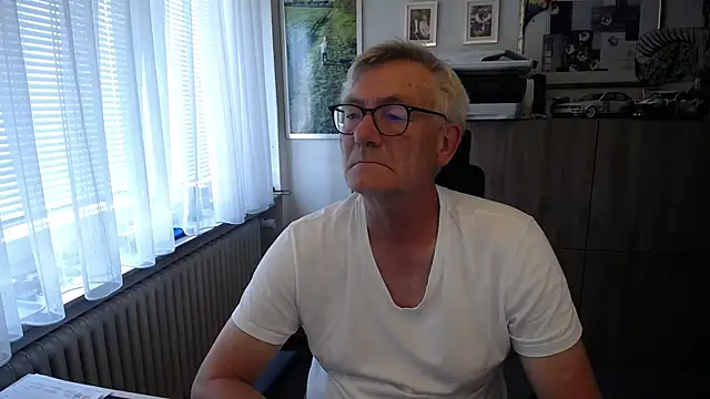 Snapshot of randyandy67 chatting on 07/13/26, 10:36 randyandy67 online show from 07/13/26, 10:36