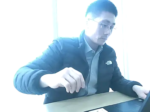 miniyellower online show from 11/26/25, 05:51