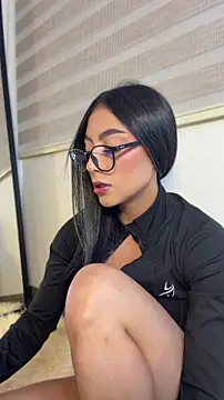 Snapshot of Tessa__Winslow chatting on 04/08/26, 05:09 Tessa Winslow online show from 04/08/26, 05:09