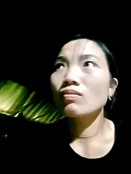 Snapshot of ngan-cute chatting on 09/14/25, 05:08 ngan-cute online show from 09/14/25, 05:08