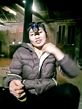 ngan-cute online show from 02/03/26, 07:13