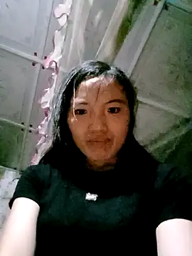 Snapshot of ngan-cute chatting on 09/17/25, 05:42 ngan-cute online show from 09/17/25, 05:42