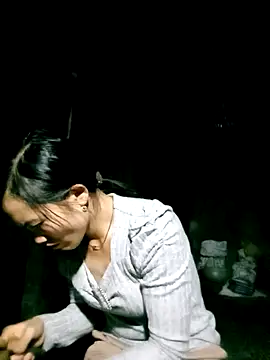 Snapshot of ngan-cute chatting on 11/09/25, 01:59 ngan-cute online show from 11/09/25, 01:59