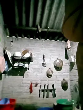 Snapshot of ngan-cute chatting on 12/17/25, 12:37 ngan-cute online show from 12/17/25, 12:37