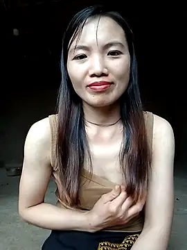 Snapshot of ngan-cute chatting on 10/06/25, 07:20 ngan-cute online show from 10/06/25, 07:20