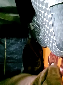 Snapshot of ngan-cute chatting on 11/12/25, 01:26 ngan-cute online show from 11/12/25, 01:26