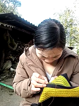 ngan-cute online show from 02/05/26, 01:12