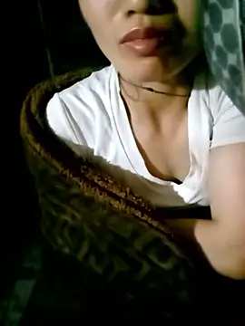 Snapshot of ngan-cute chatting on 10/22/25, 02:00 ngan-cute online show from 10/22/25, 02:00