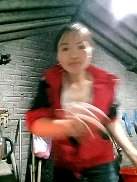 Snapshot of ngan-cute chatting on 10/23/25, 11:31 ngan-cute online show from 10/23/25, 11:31