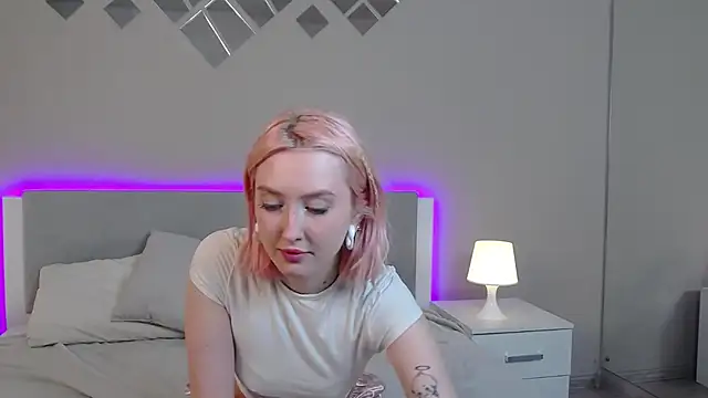 MarianeSun online show from 05/15/26, 04:10