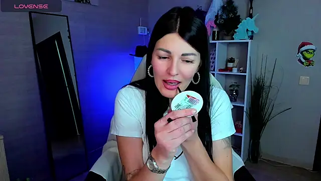 Snapshot of O1d_Lady chatting on 12/18/25, 08:08 O1d Lady online show from 12/18/25, 08:08