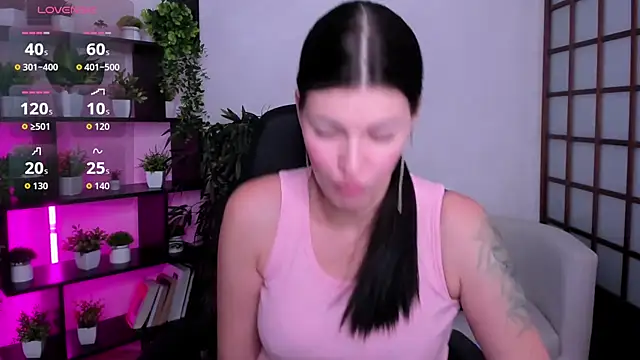 Snapshot of O1d_Lady chatting on 11/14/25, 08:40 O1d Lady online show from 11/14/25, 08:40