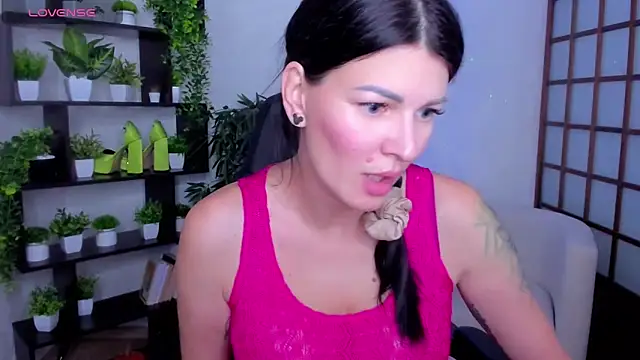 Snapshot of O1d_Lady chatting on 10/10/25, 08:48 O1d Lady online show from 10/10/25, 08:48