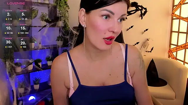 Snapshot of O1d_Lady chatting on 11/05/25, 08:39 O1d Lady online show from 11/05/25, 08:39