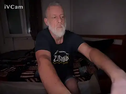 Snapshot of Pigna16PSRN chatting on 02/26/26, 04:45 Pigna16PSRN online show from 02/26/26, 04:45