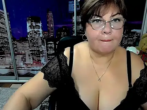 Snapshot of Bela_Lana_ chatting on 10/24/25, 05:45 Bela Lana online show from 10/24/25, 05:45