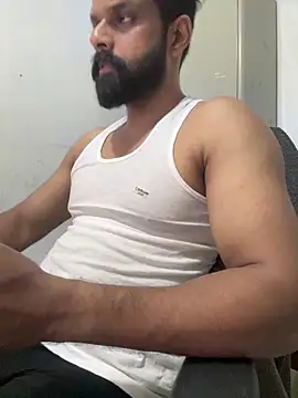 Snapshot of Vineeth3906 chatting on 04/07/26, 03:36 Vineeth3906 online show from 04/07/26, 03:36