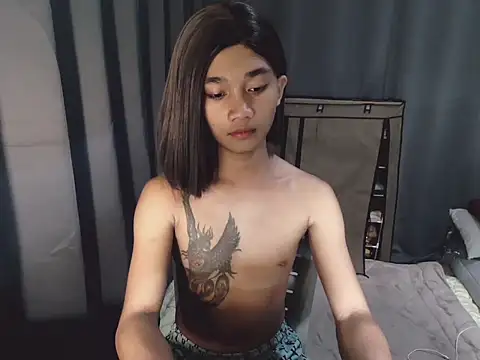 Petite HugeCock online show from 11/23/25, 11:42