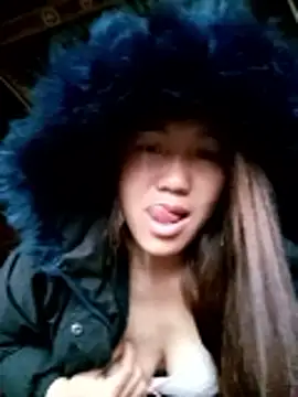 Snapshot of bing-bing88 chatting on 12/23/25, 12:00 bing-bing88 online show from 12/23/25, 12:00