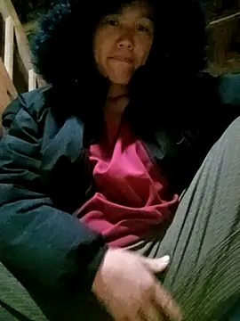 Snapshot of bing-bing88 chatting on 11/03/25, 12:05 bing-bing88 online show from 11/03/25, 12:05