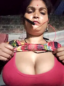 Snapshot of Kavya_hot chatting on 09/25/25, 06:03 Kavya hot online show from 09/25/25, 06:03
