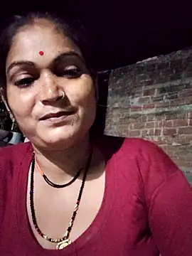 Snapshot of Kavya_hot chatting on 10/12/25, 03:24 Kavya hot online show from 10/12/25, 03:24