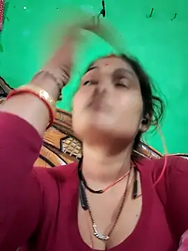 Snapshot of Kavya_hot chatting on 10/28/25, 06:45 Kavya hot online show from 10/28/25, 06:45