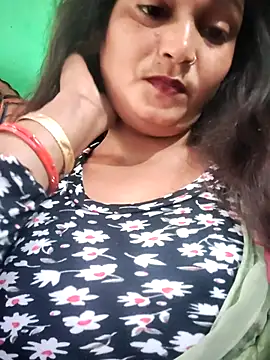 Snapshot of Kavya_hot chatting on 12/05/25, 08:46 Kavya hot online show from 12/05/25, 08:46