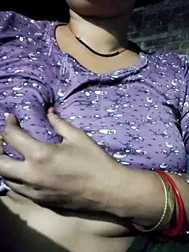 Snapshot of Kavya_hot chatting on 10/20/25, 04:40 Kavya hot online show from 10/20/25, 04:40