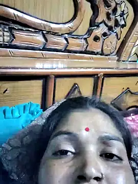 Snapshot of Kavya_hot chatting on 12/15/25, 04:13 Kavya hot online show from 12/15/25, 04:13