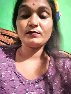 Snapshot of Kavya_hot chatting on 11/24/25, 03:45 Kavya hot online show from 11/24/25, 03:45