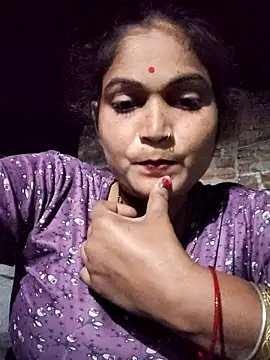 Snapshot of Kavya_hot chatting on 10/29/25, 03:44 Kavya hot online show from 10/29/25, 03:44