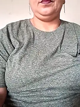 Snapshot of angel_ridhi chatting on 05/30/26, 02:07 angel ridhi online show from 05/30/26, 02:07