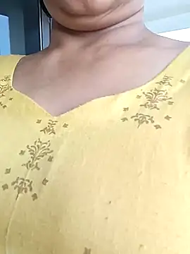 Snapshot of angel_ridhi chatting on 09/14/25, 11:32 angel ridhi online show from 09/14/25, 11:32