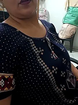 Snapshot of angel_ridhi chatting on 06/01/26, 04:28 angel ridhi online show from 06/01/26, 04:28