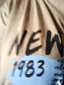 Snapshot of angel_ridhi chatting on 05/10/26, 04:27 angel ridhi online show from 05/10/26, 04:27