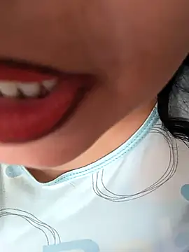 Snapshot of angel_ridhi chatting on 09/25/25, 06:08 angel ridhi online show from 09/25/25, 06:08