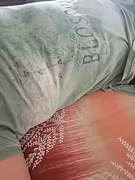 Snapshot of angel_ridhi chatting on 09/16/25, 06:36 angel ridhi online show from 09/16/25, 06:36