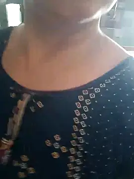 Snapshot of angel_ridhi chatting on 05/23/26, 03:16 angel ridhi online show from 05/23/26, 03:16