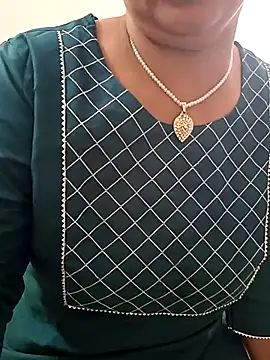 Snapshot of angel_ridhi chatting on 09/12/25, 05:18 angel ridhi online show from 09/12/25, 05:18