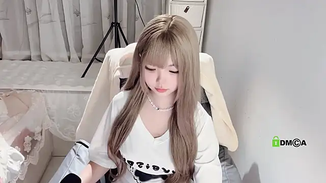 liuruyuan888 online show from 04/08/26, 05:58