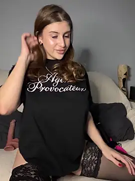 Playboy Lou8 online show from 10/18/25, 04:09