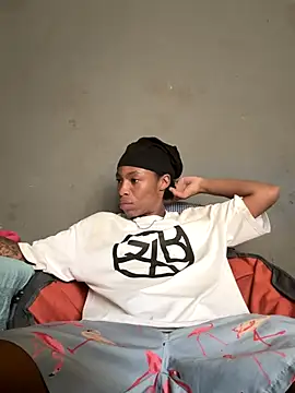 Snapshot of Tookey012 chatting on 11/01/25, 11:37 Tookey012 online show from 11/01/25, 11:37